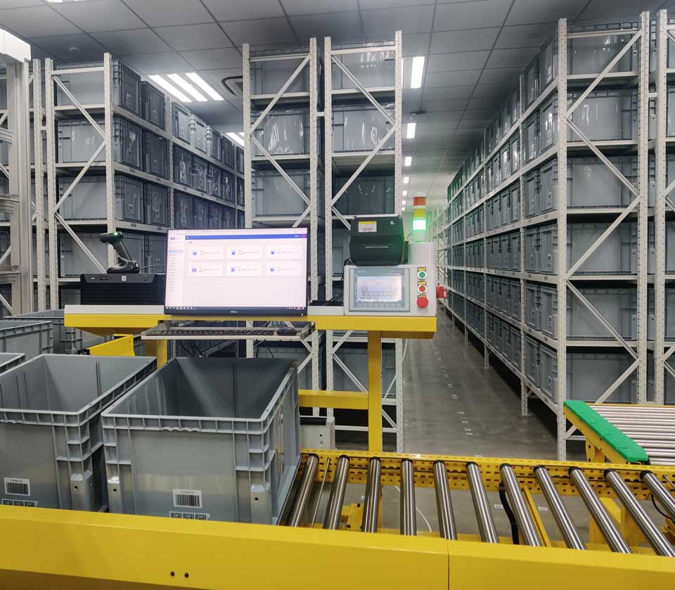 Pergudangan & Logistik